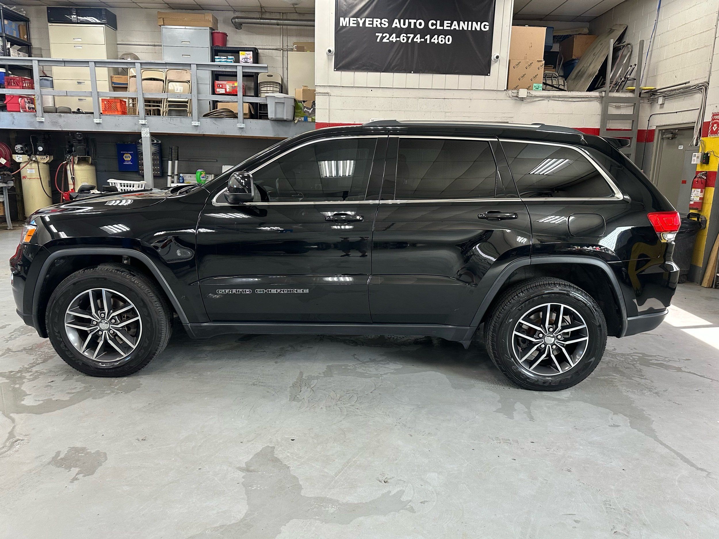 jeep grand cherokee 2018 1C4RJFAG1JC313092 image jeep grand cherokee 2018 1C4RJFAG1JC313092 image